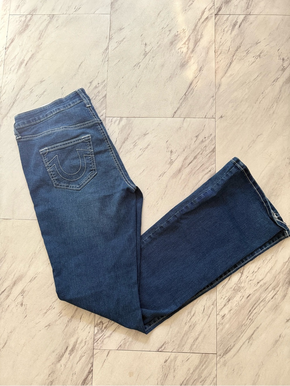 True Religion Becca Mid Rise Bootcut Jean (BUNDLE) - Picture 3 of 15